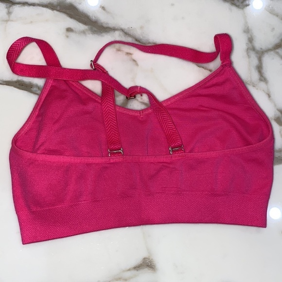 Under armor girls sports bra - Picture 2 of 5